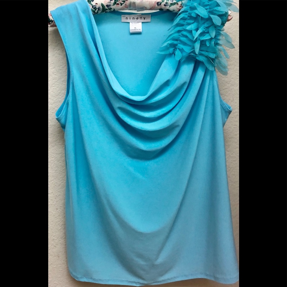 Blue top